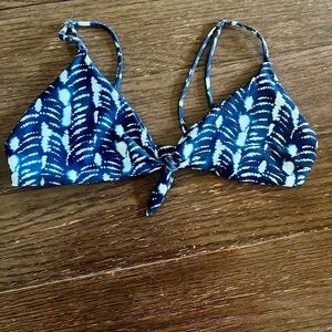 Skatie Azul Halley Bikini Top | Size M